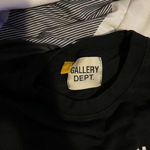 black gallery dept tee shirt
